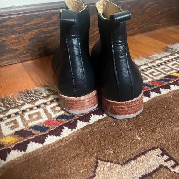 Nisolo Eva Everyday Ankle Boots Like New - Picture 3 of 4